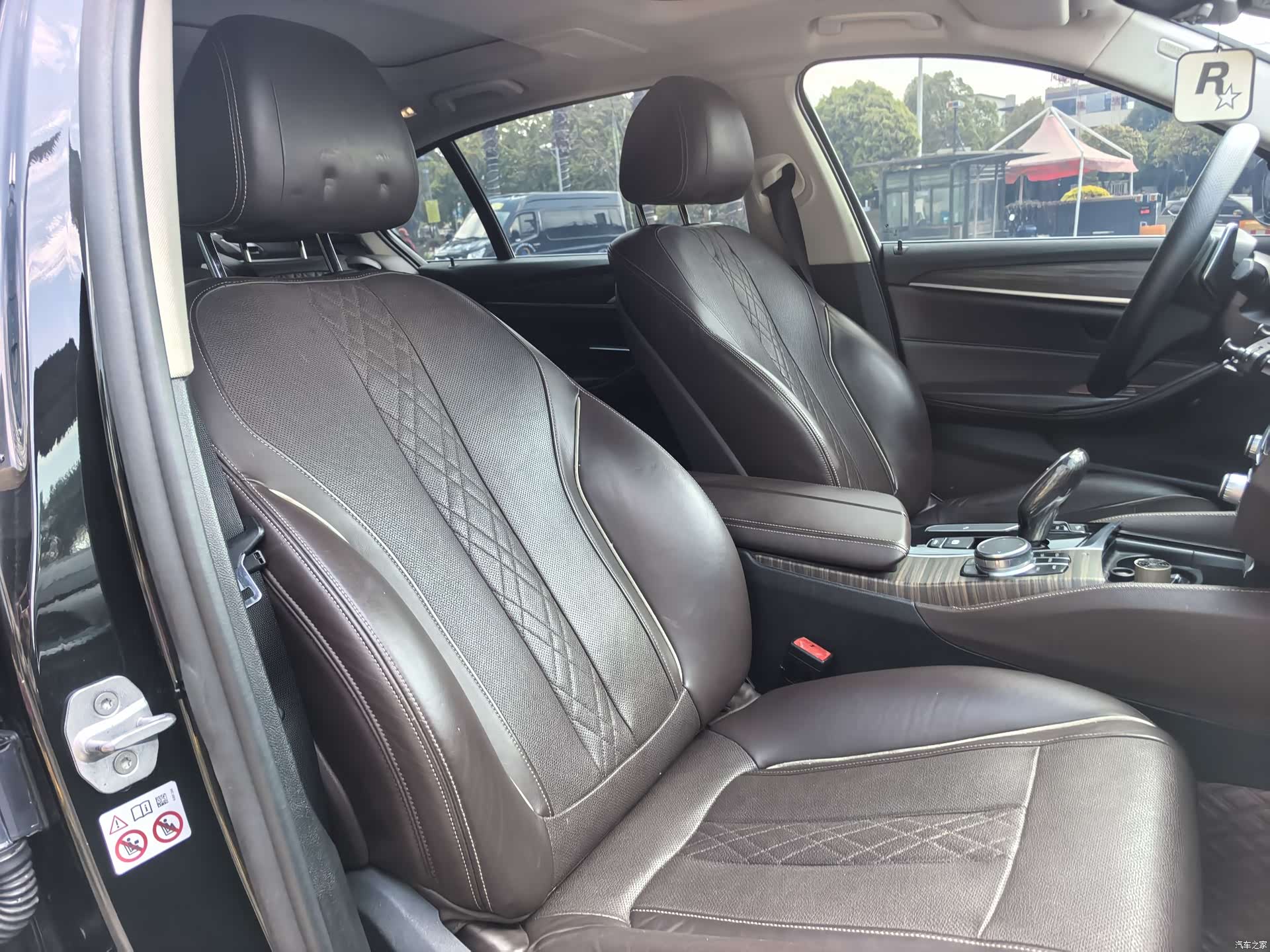 BMW 5 Series, 2018 11
