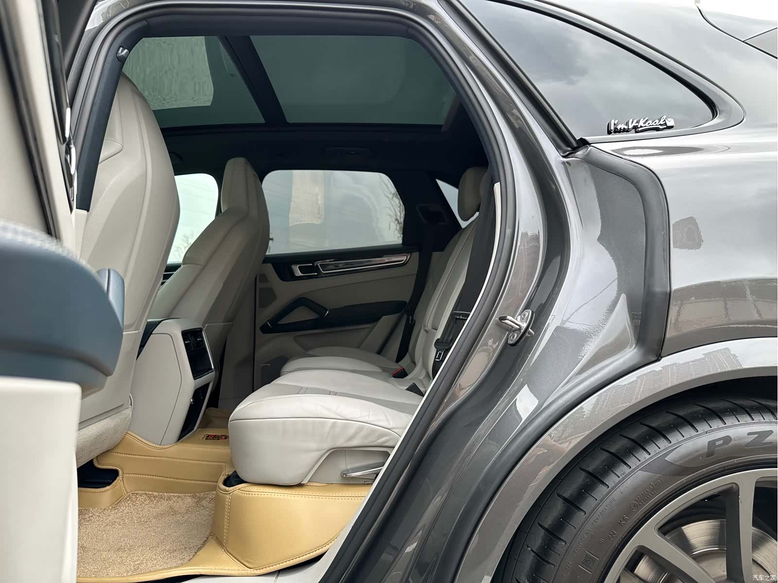 Porsche Cayenne, 2018 11