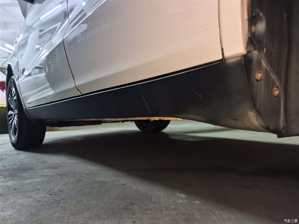 Geely X6, 2017 22