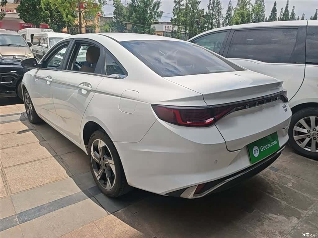 Geely Emgrand, 2024 все фото