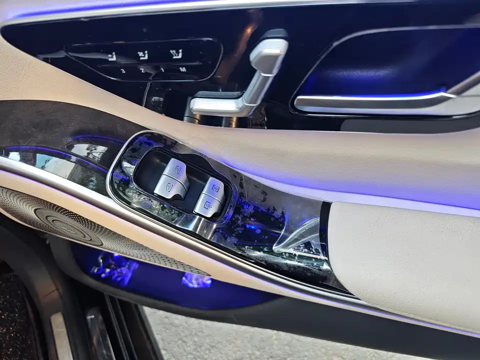 Mercedes-Benz S-class Mercedes-Benz S-class