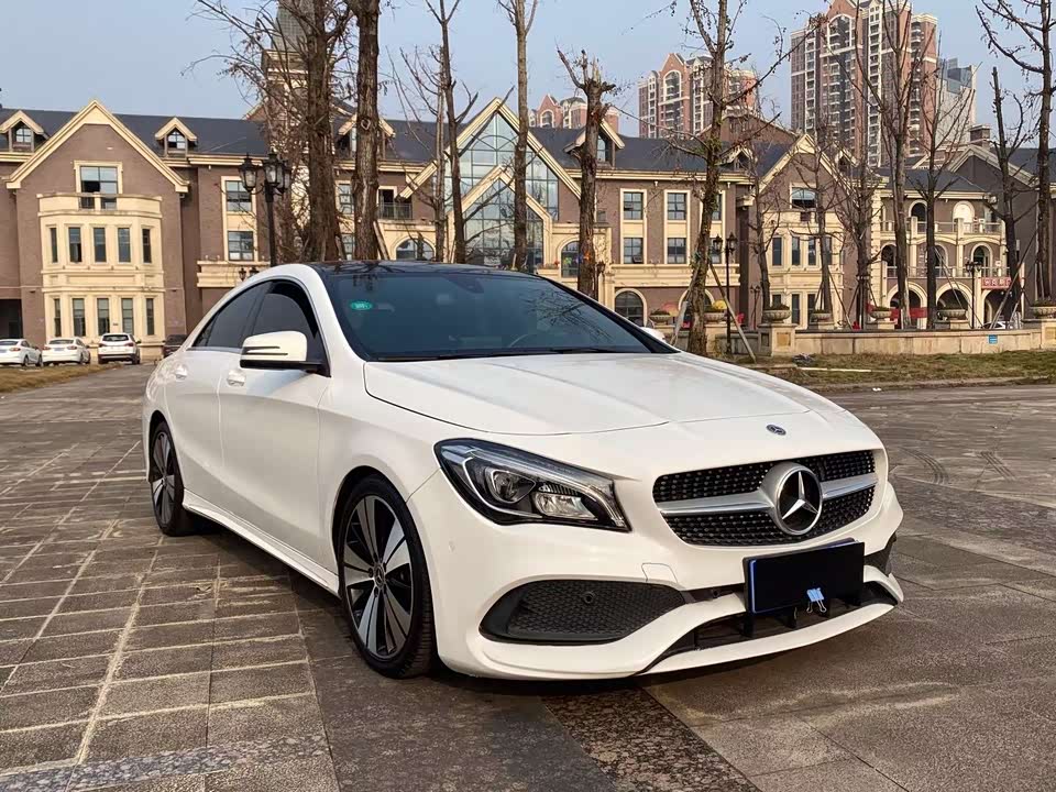 Mercedes-Benz CLA