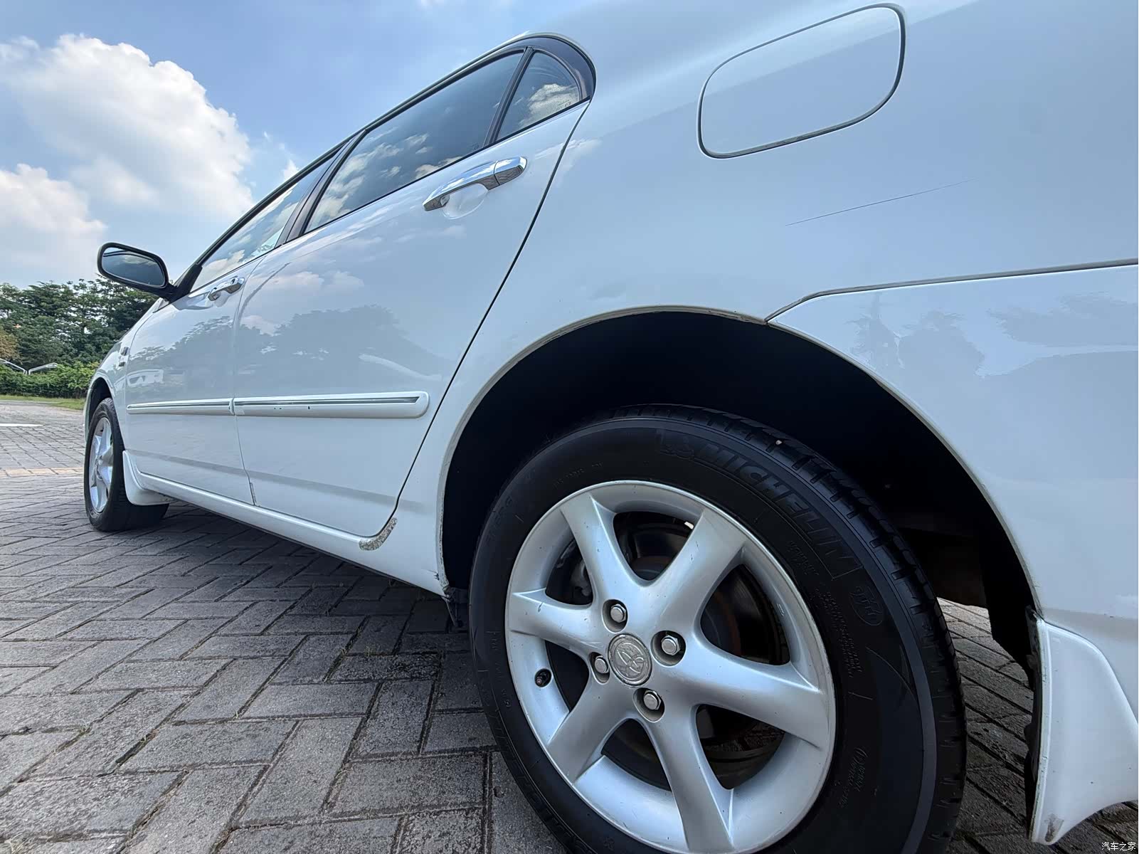 Toyota GLX-i, 2007 15