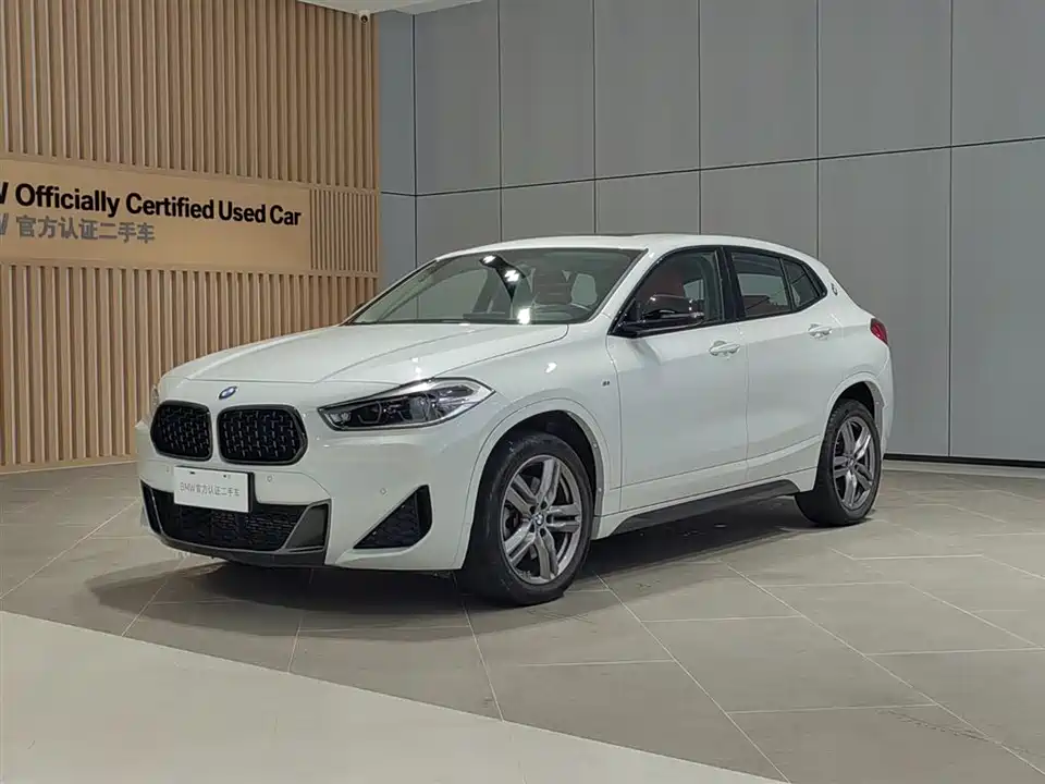 BMW X2