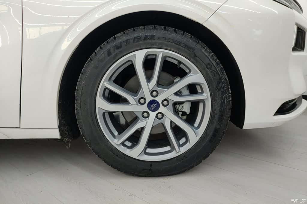 Ford Mondeo, 2024 6