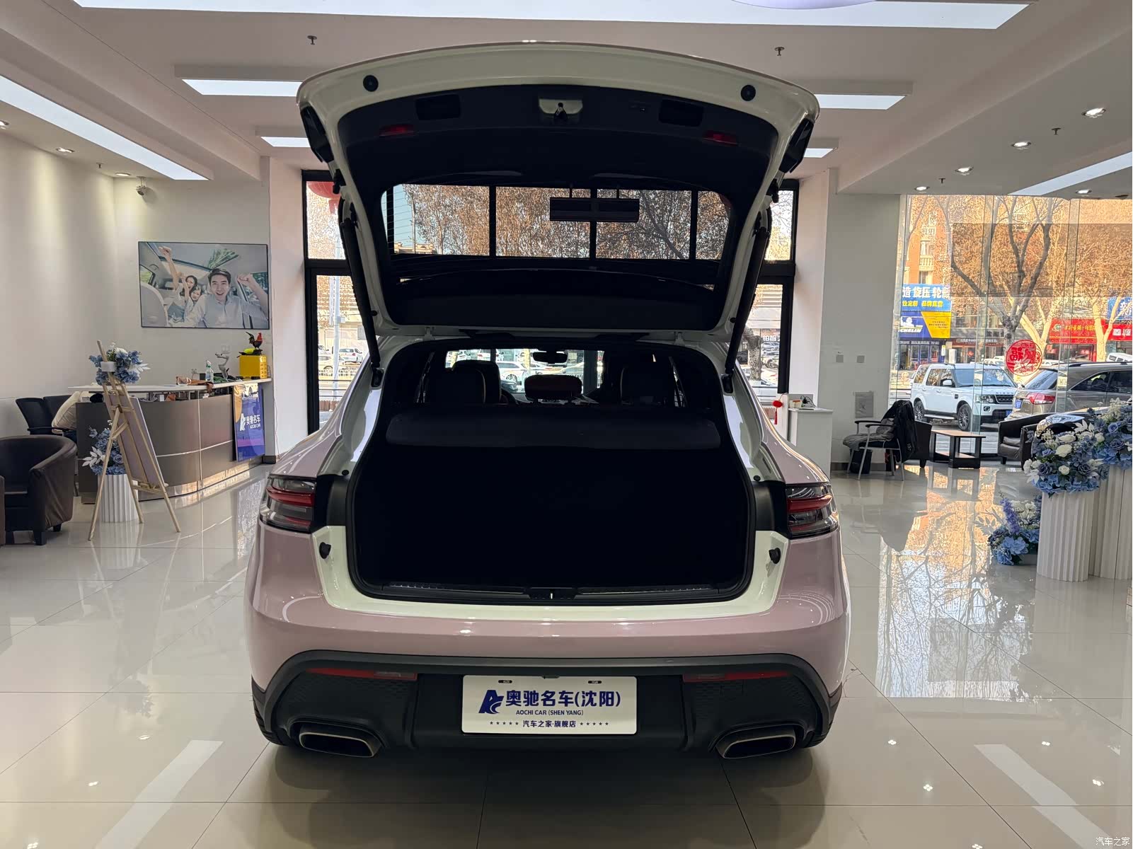Porsche Macan, 2025 24