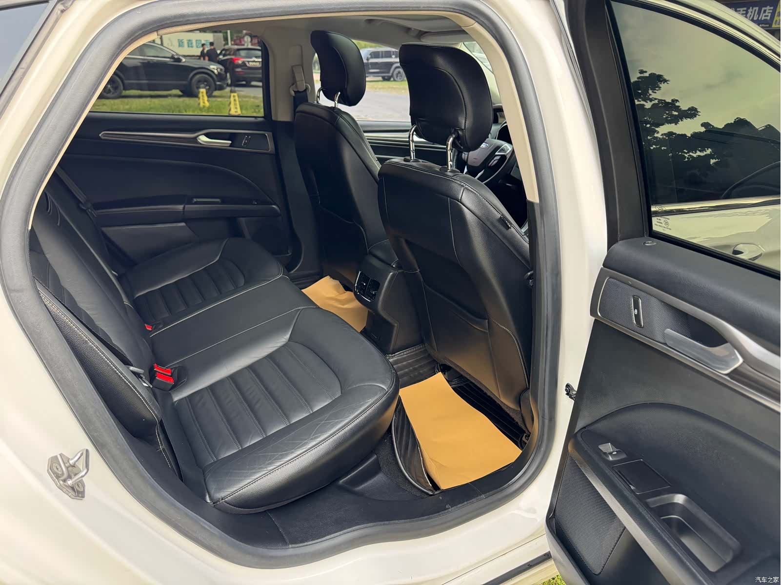 Ford Mondeo, 2018 13
