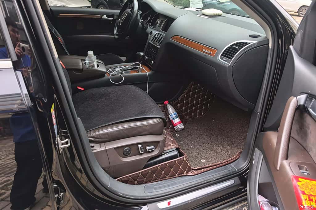 Audi Q7, 2015 8