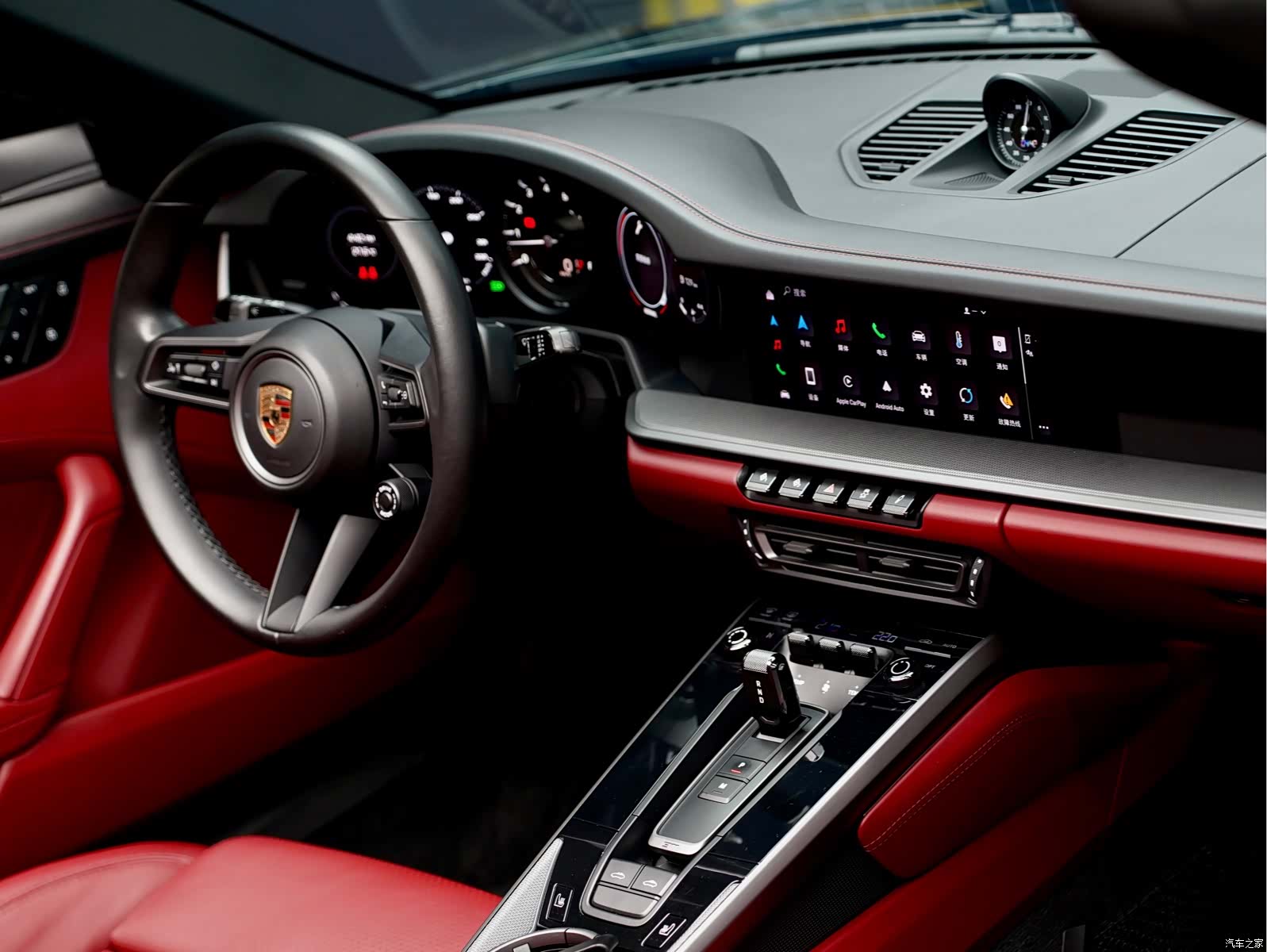 Porsche 911, 2022 10