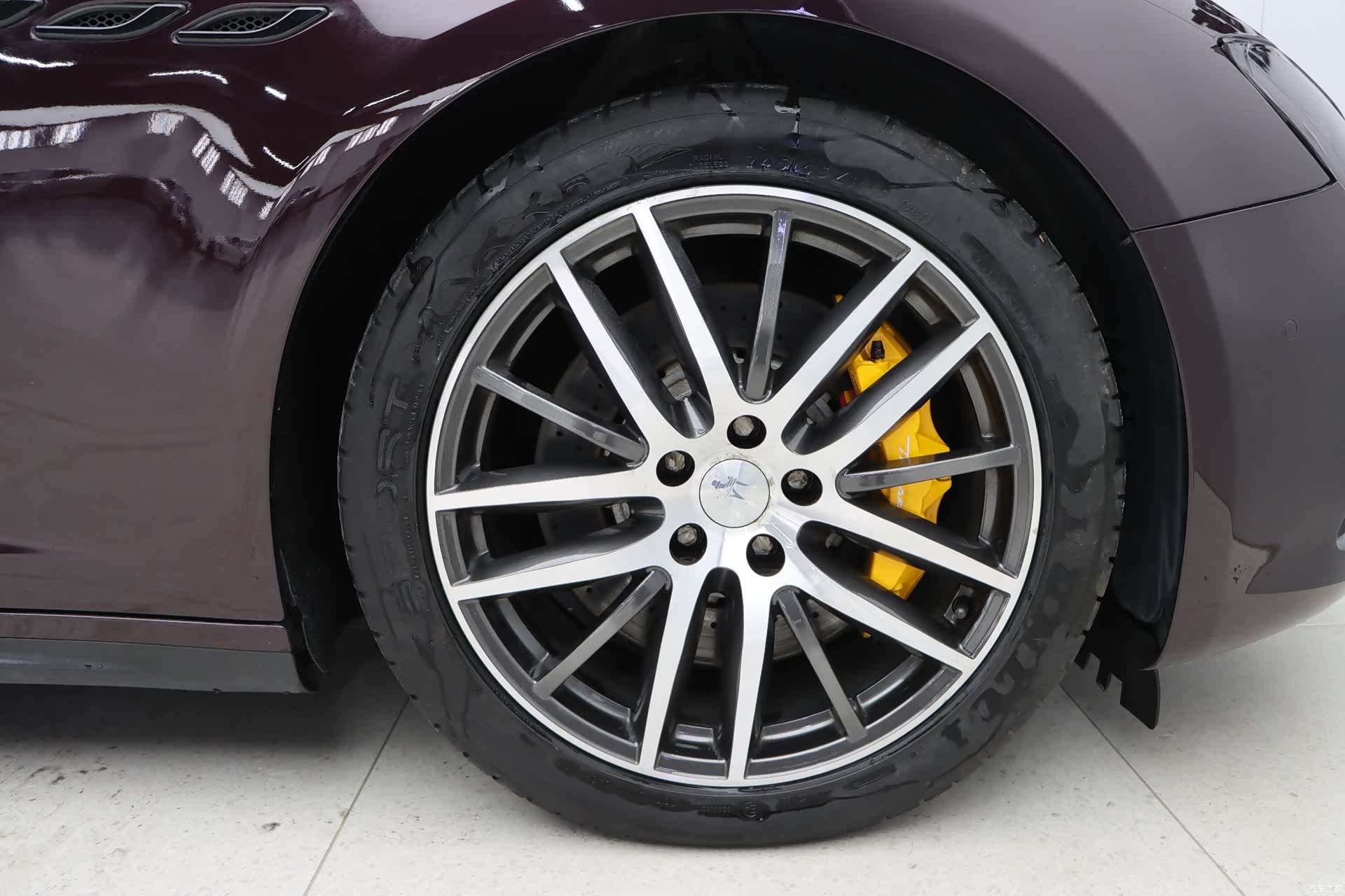 Maserati Ghibli, 2015 9