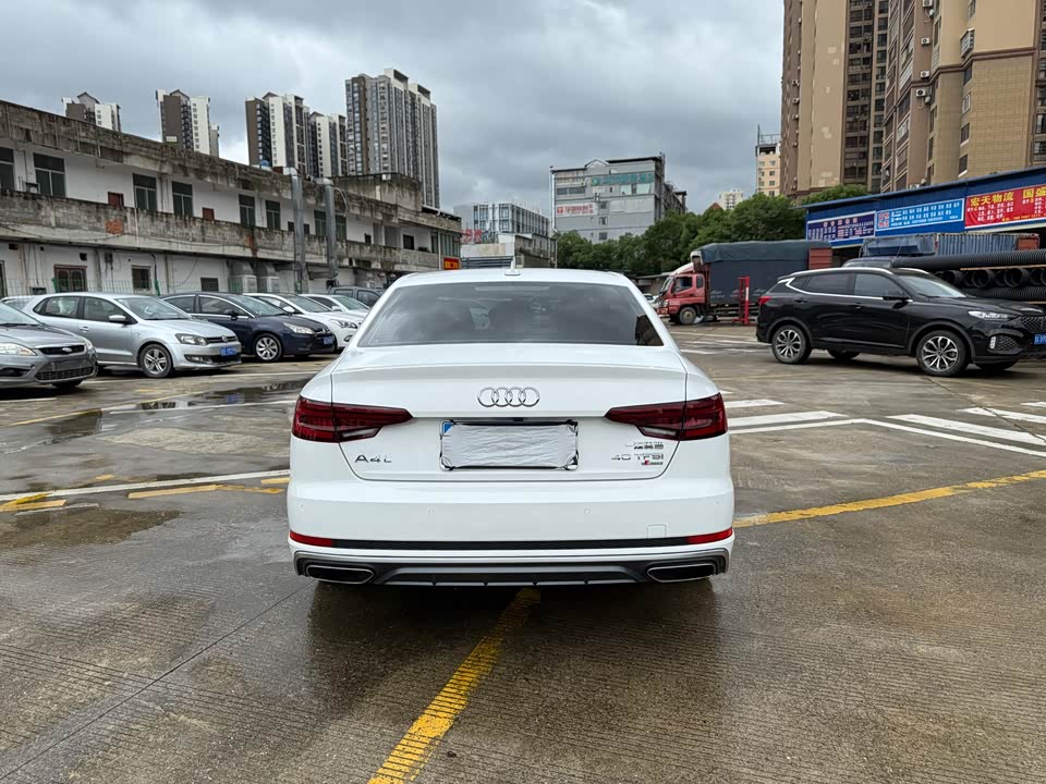 Audi A4L