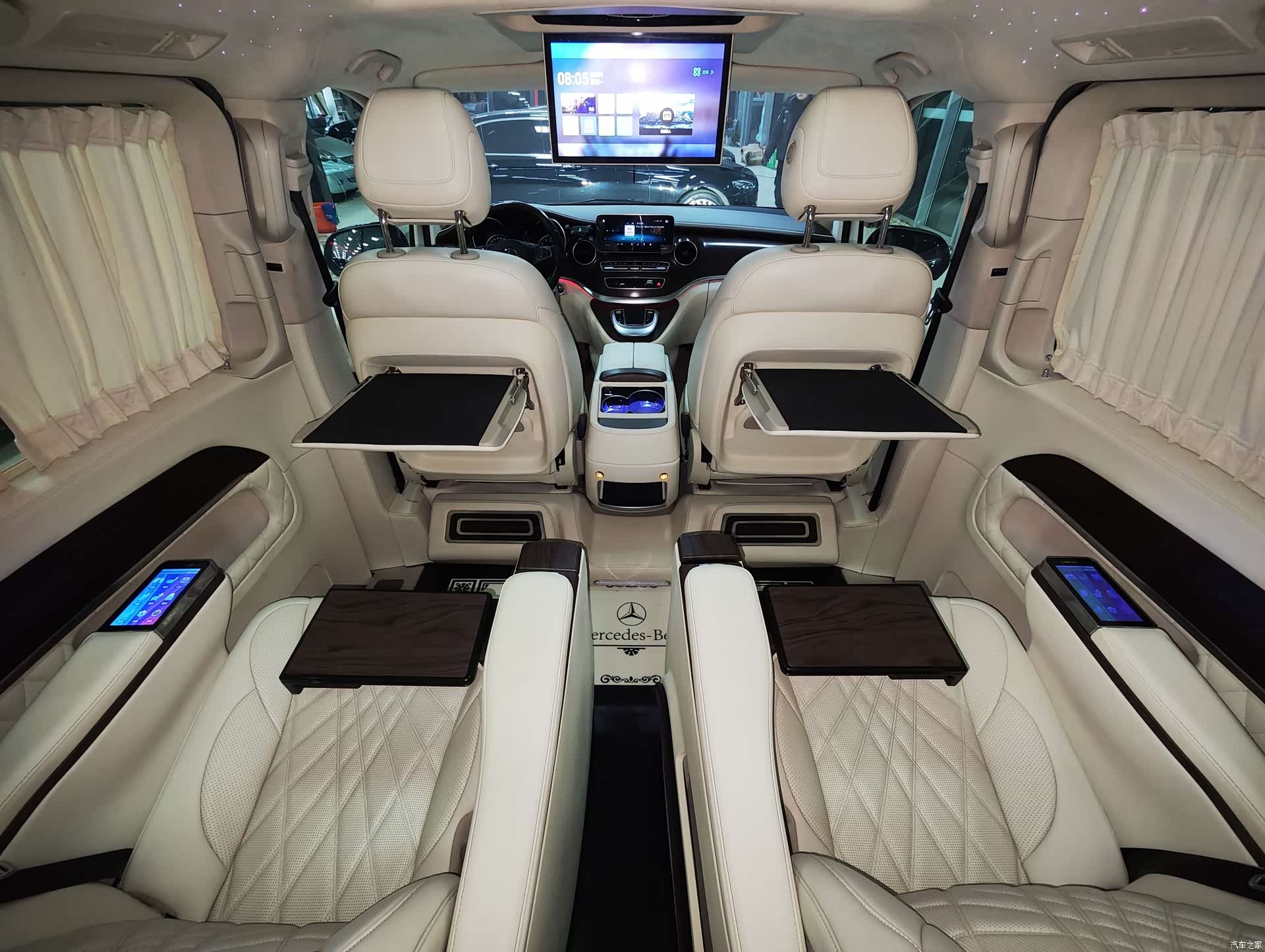 Mercedes-Benz V-Class, 2021 11