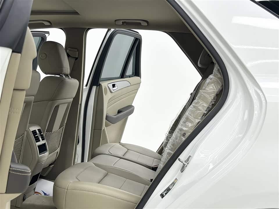 Mercedes-Benz M class