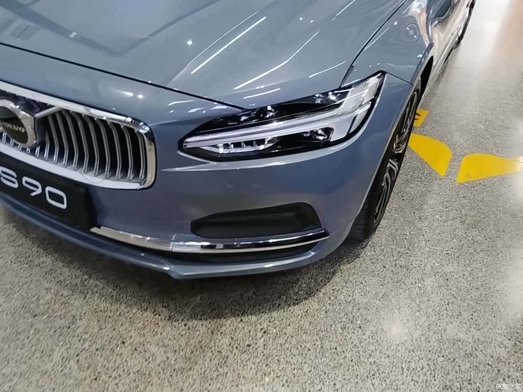 Volvo S90, 2022 24