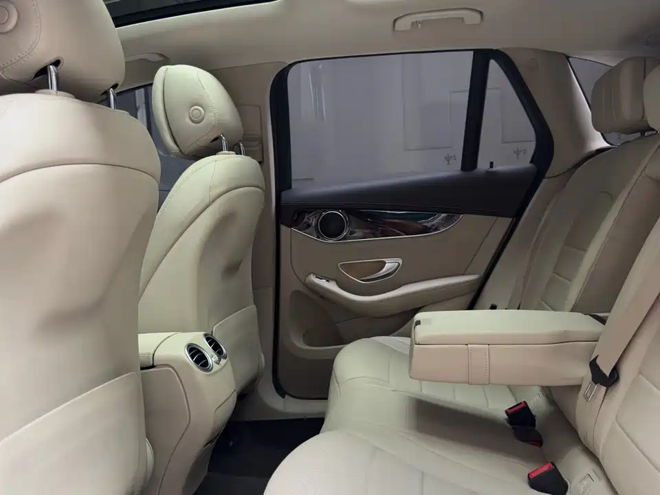 Mercedes-Benz GLC Mercedes-Benz GLC