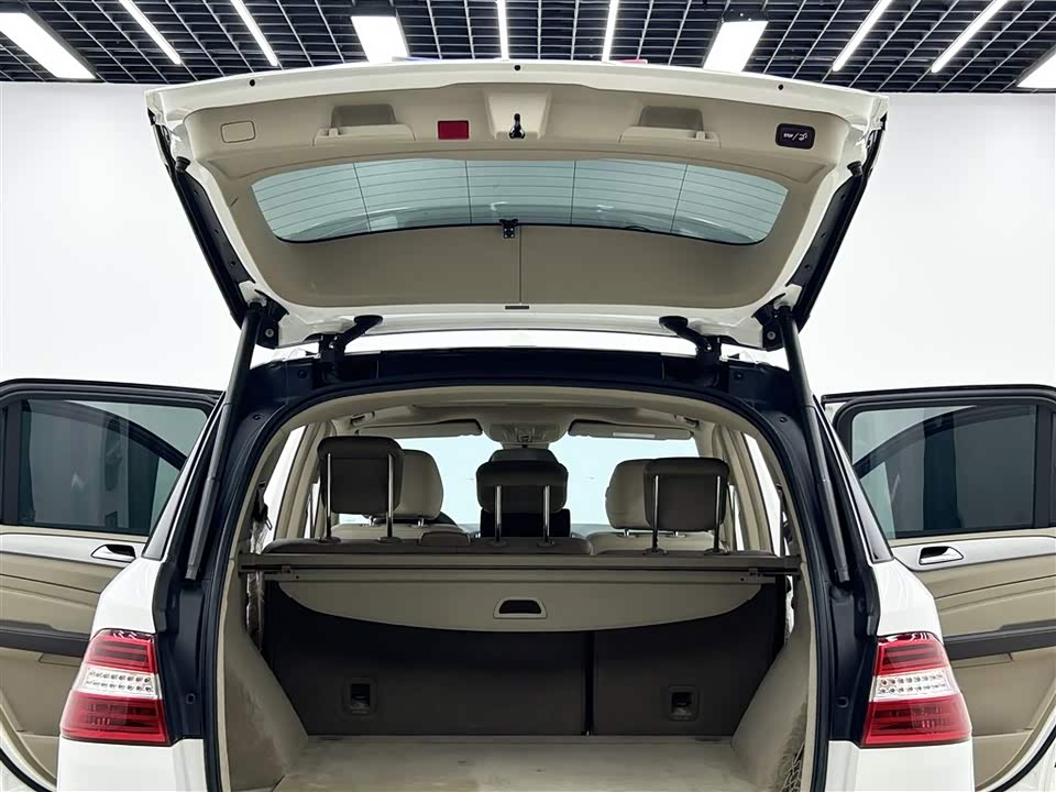 Mercedes-Benz M class