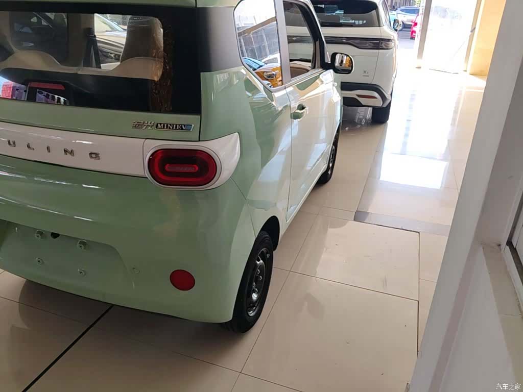 Wuling MINIEV, 2024 8