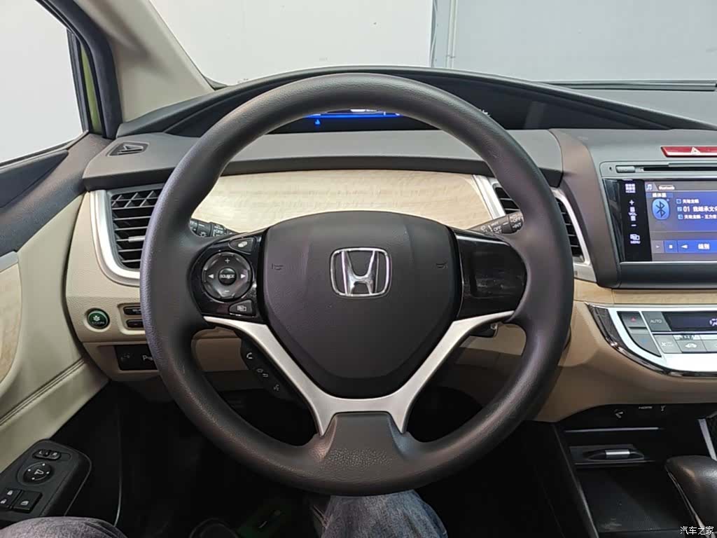 Honda Jade, 2016 3