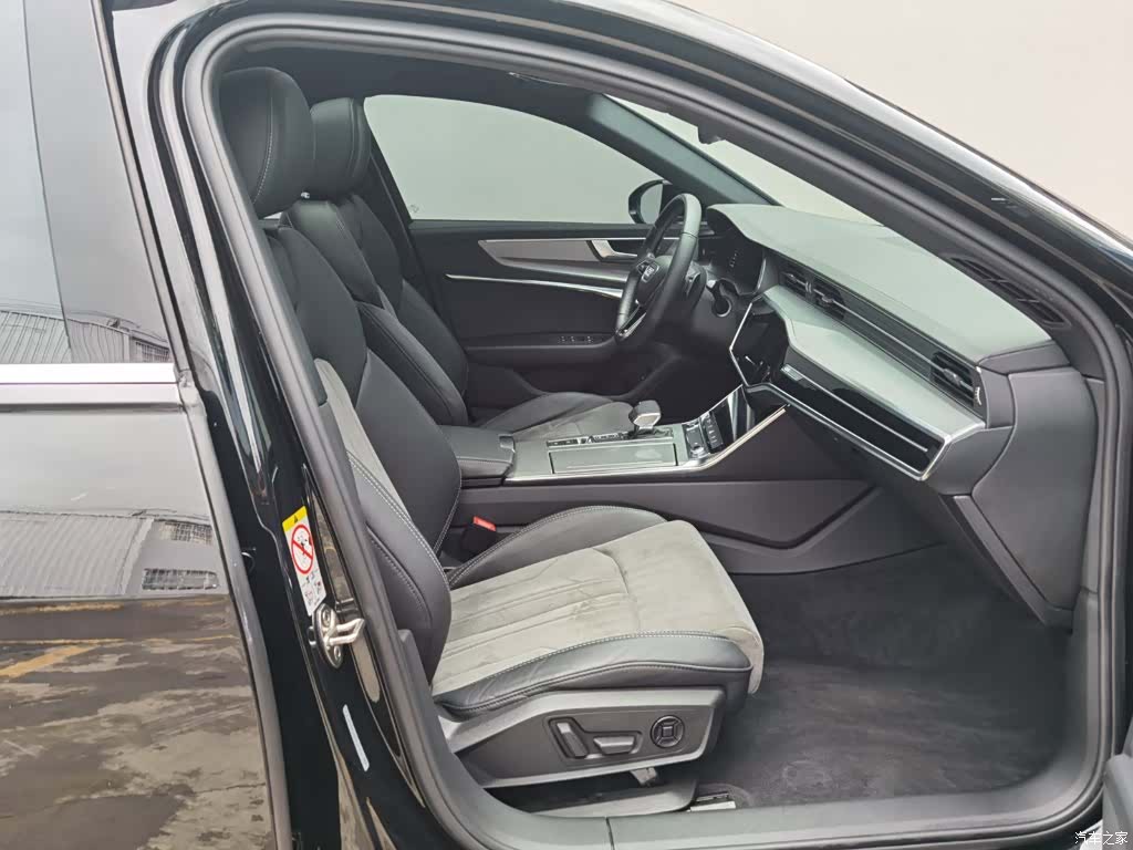 Audi A6L, 2022 22