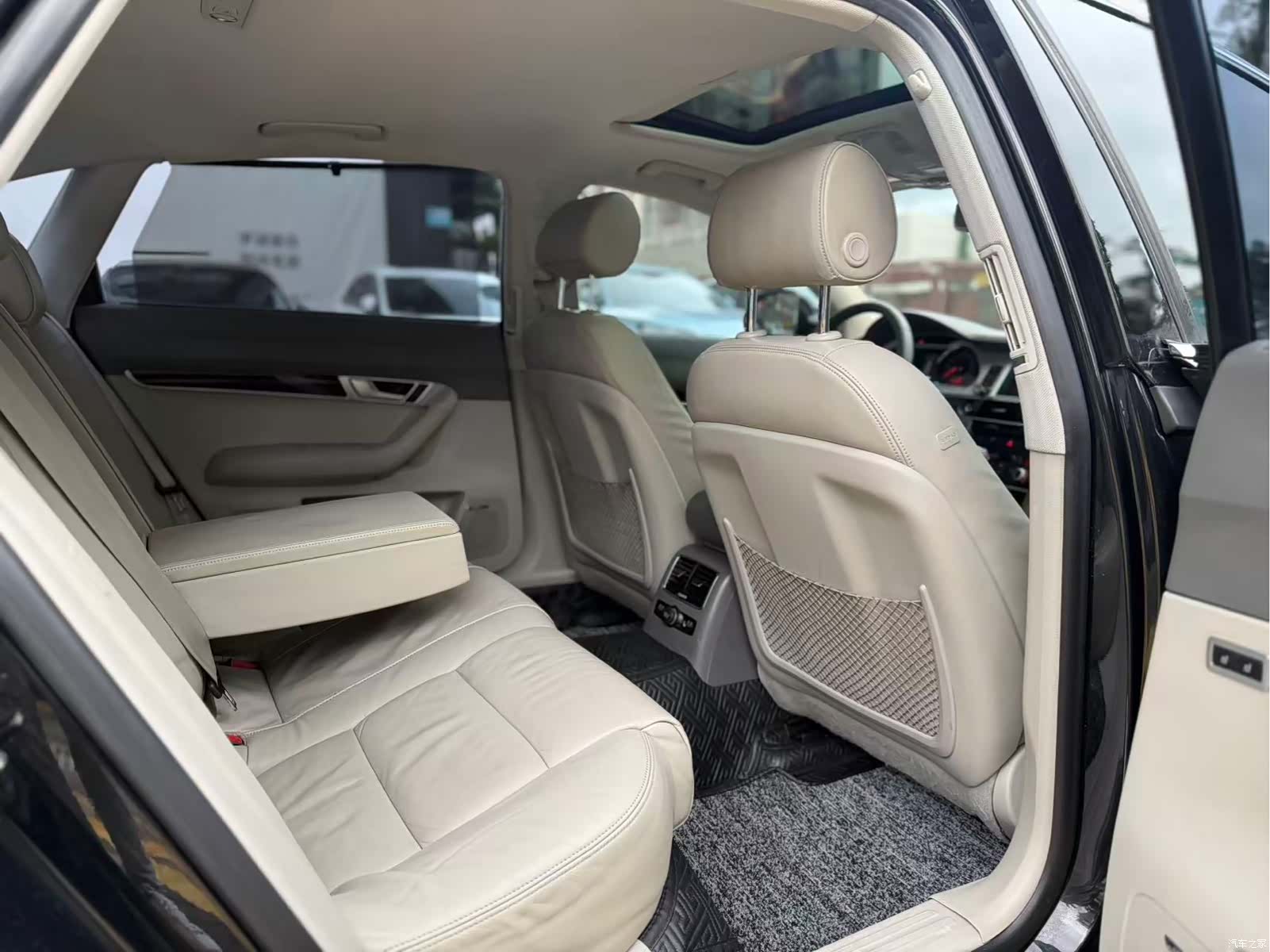 Audi A6L, 2010 7