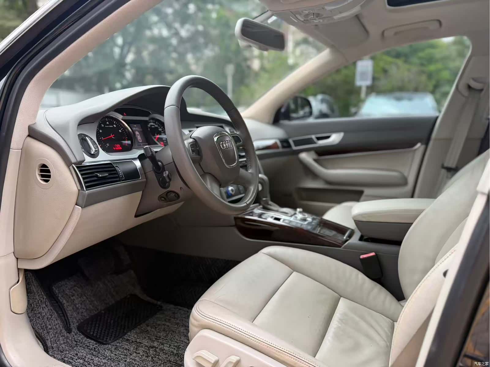 Audi A6L, 2010 4