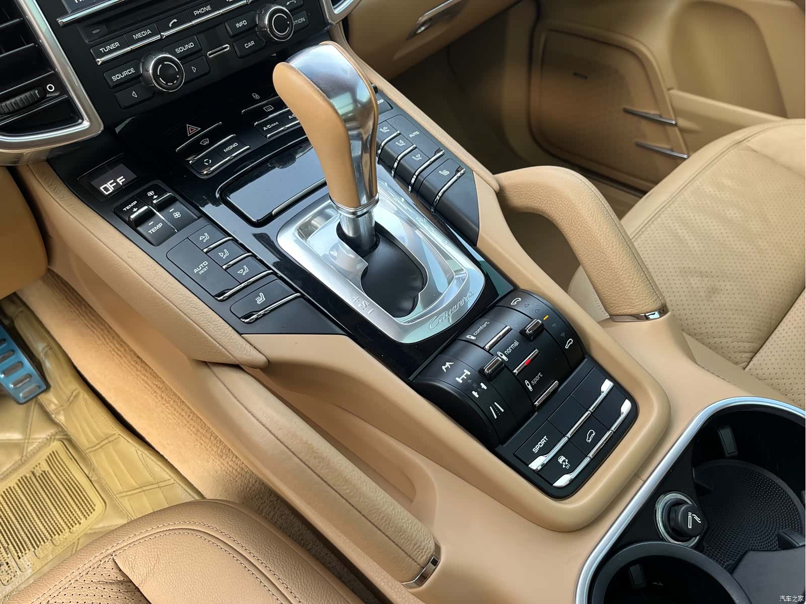 Porsche Cayenne, 2012 12