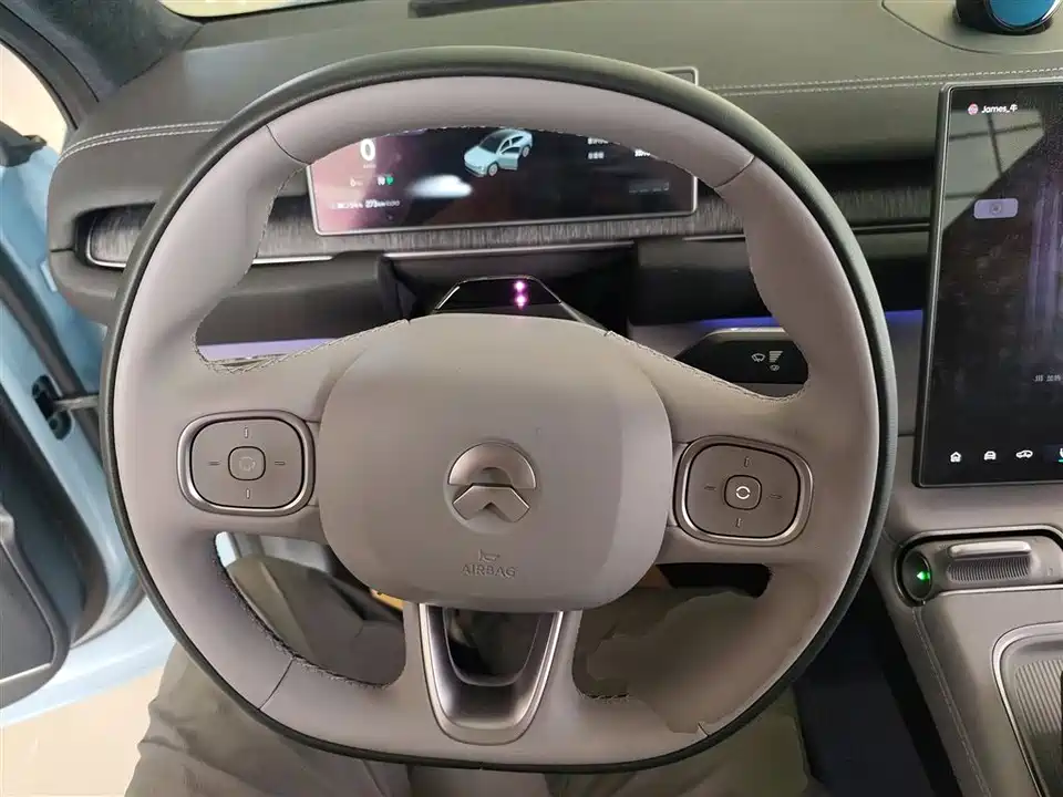 NIO EC6