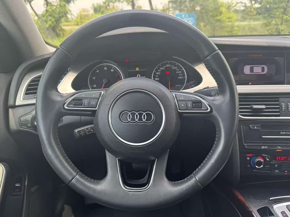 Audi A4L