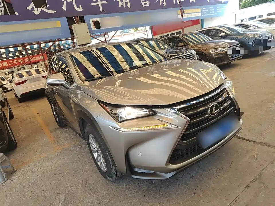 Lexus NX