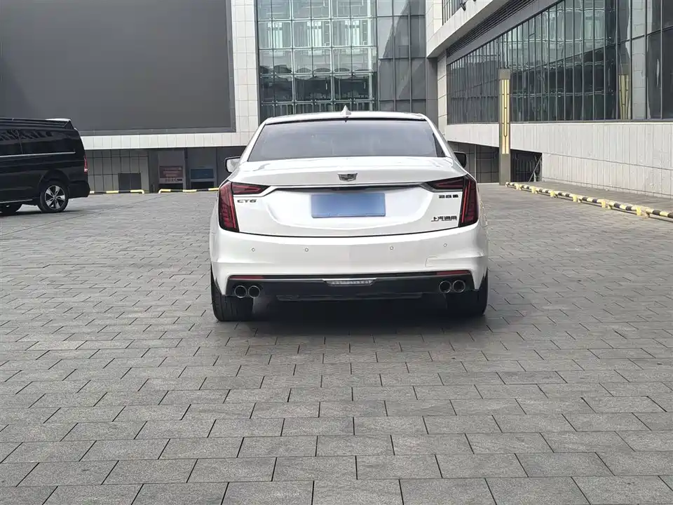 Cadillac CT6