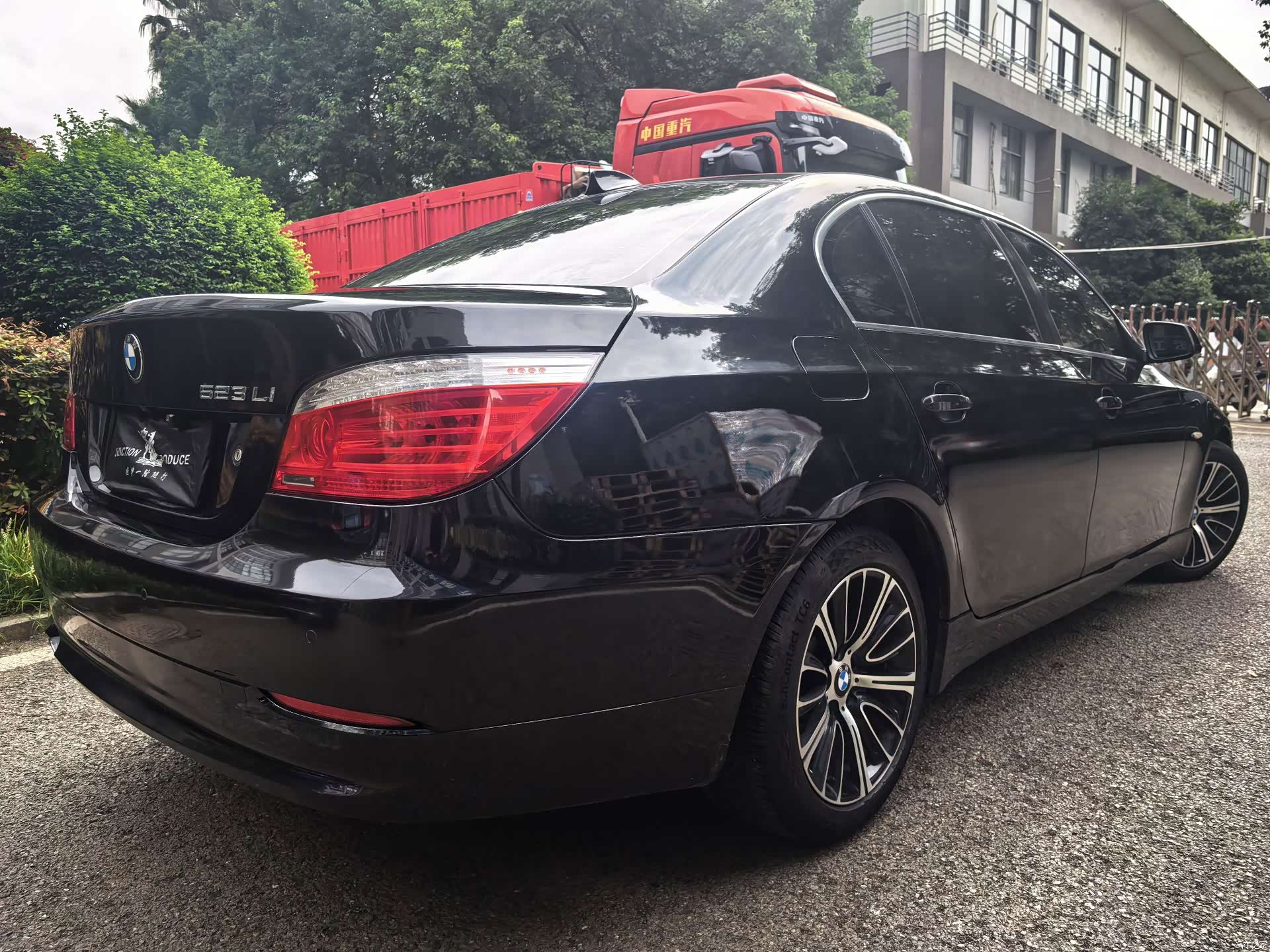 BMW 5 Series, 2010 24