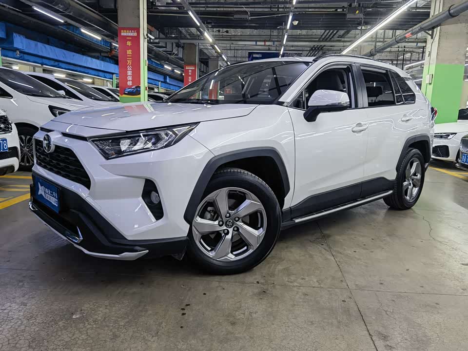Toyota RAV4 Rongfang
