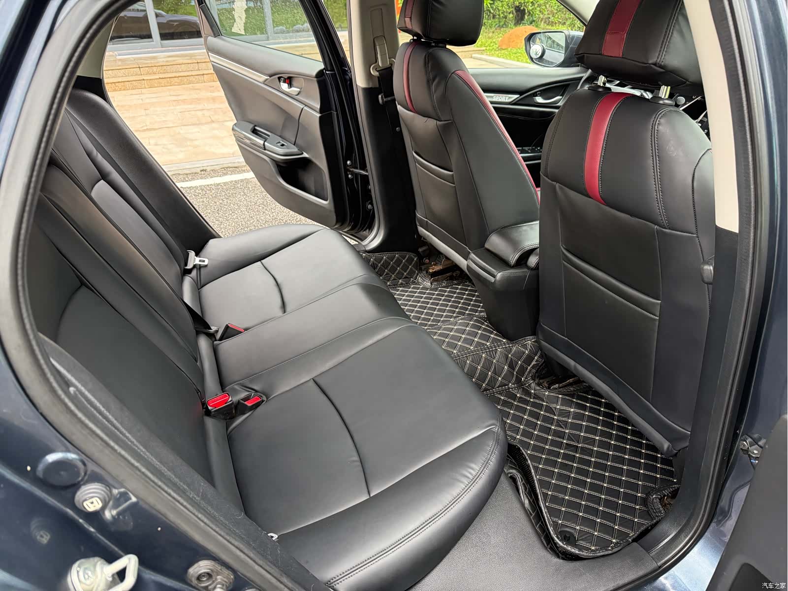 Honda Civic, 2019 14