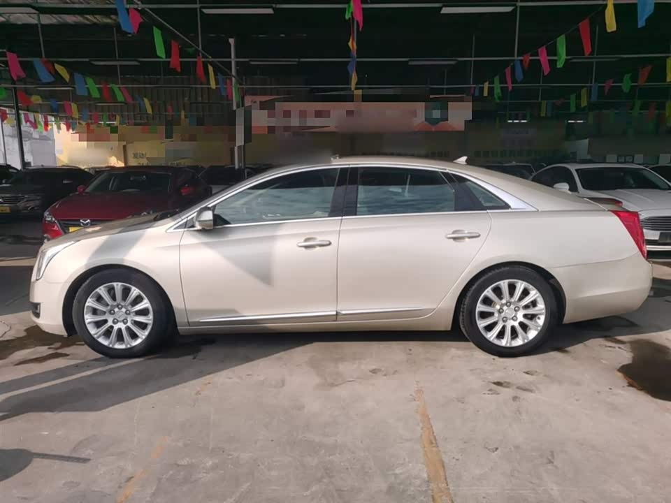 Cadillac XTS