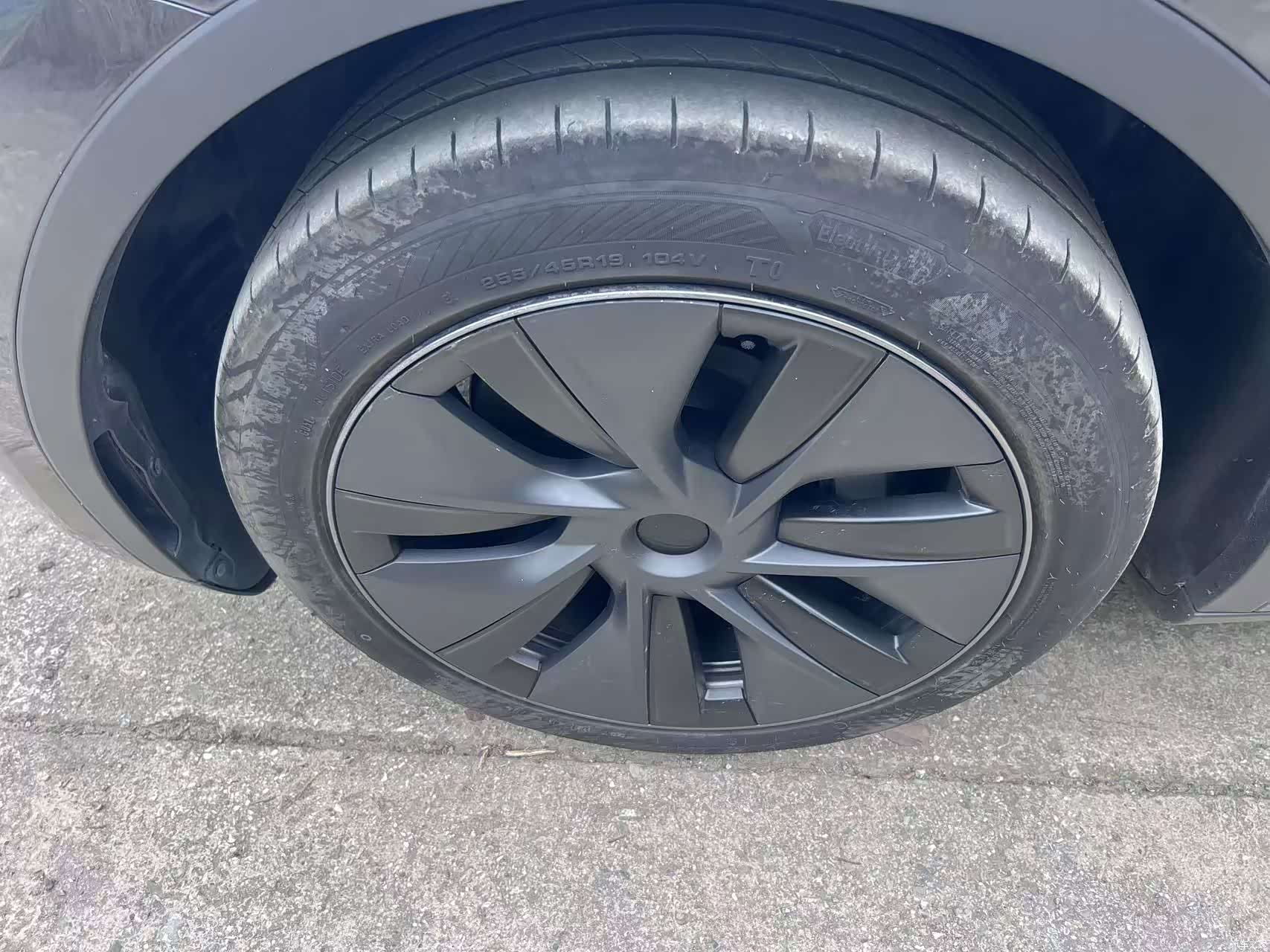 Tesla Model Y, 2024 10