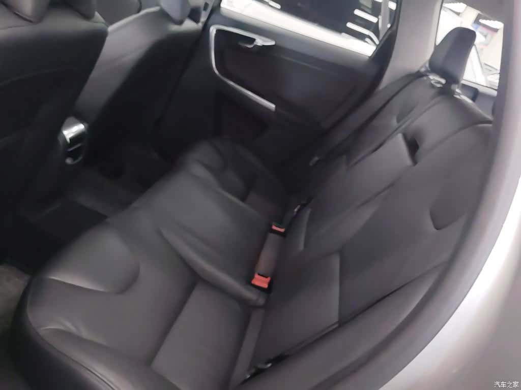 Volvo XC60, 2015 17