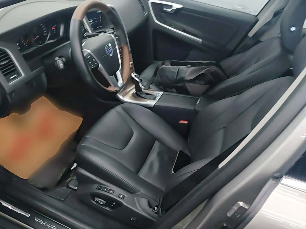 Volvo XC60, 2015 15