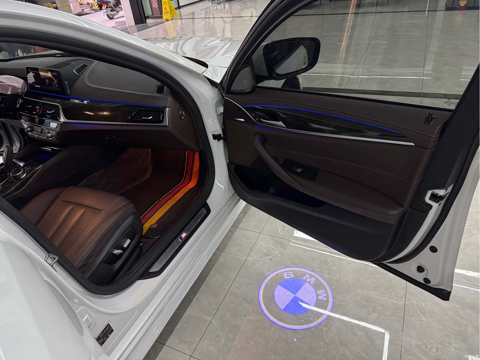 BMW 5 Series, 2019 11
