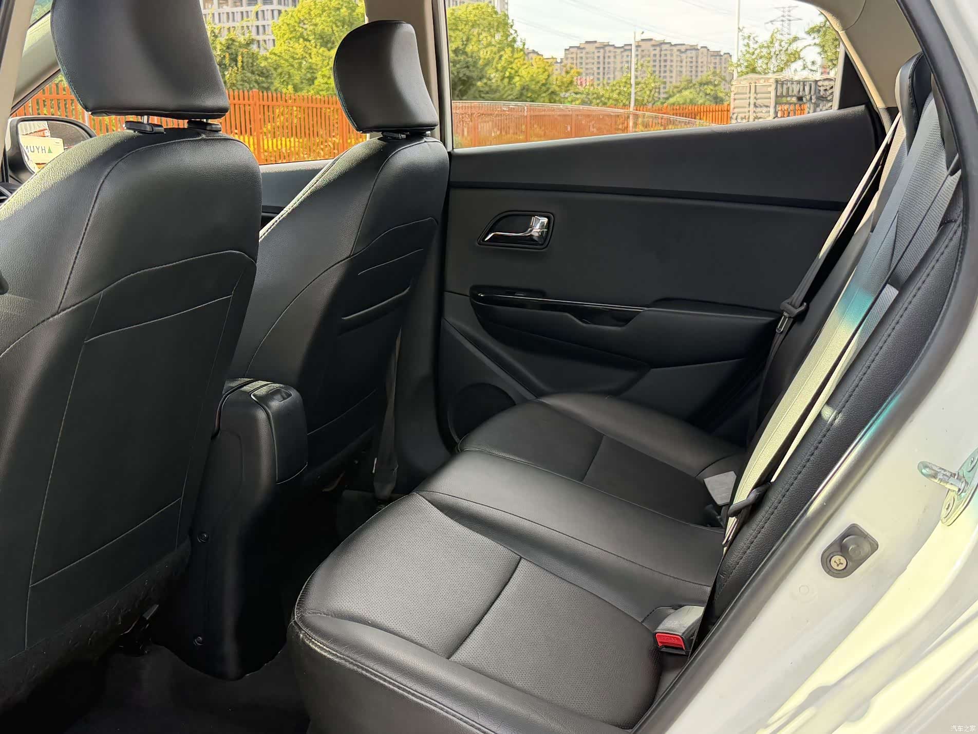 Kia K2, 2014 7