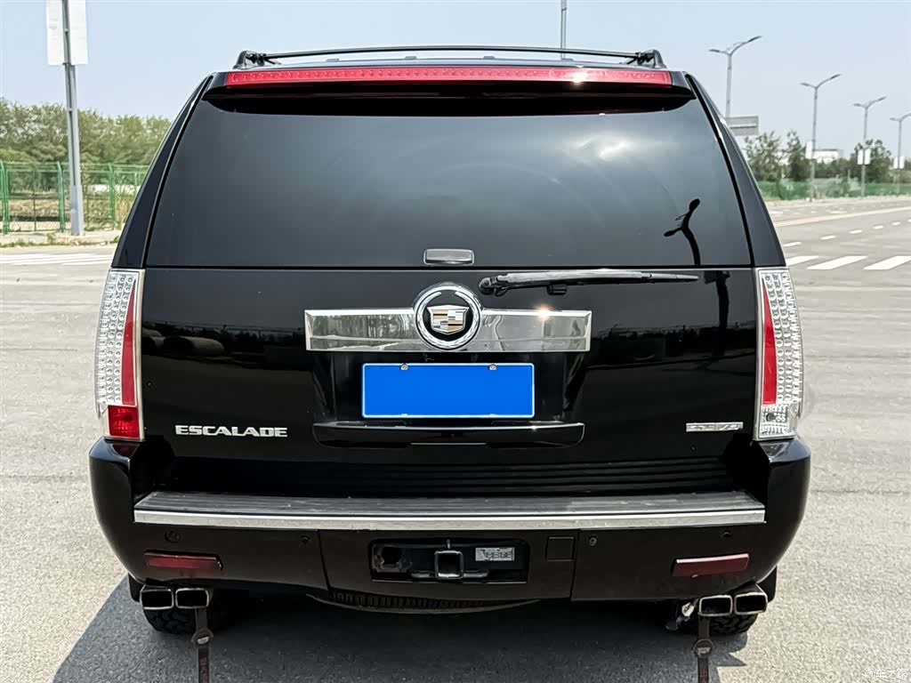 Cadillac Escalade, 2009 6