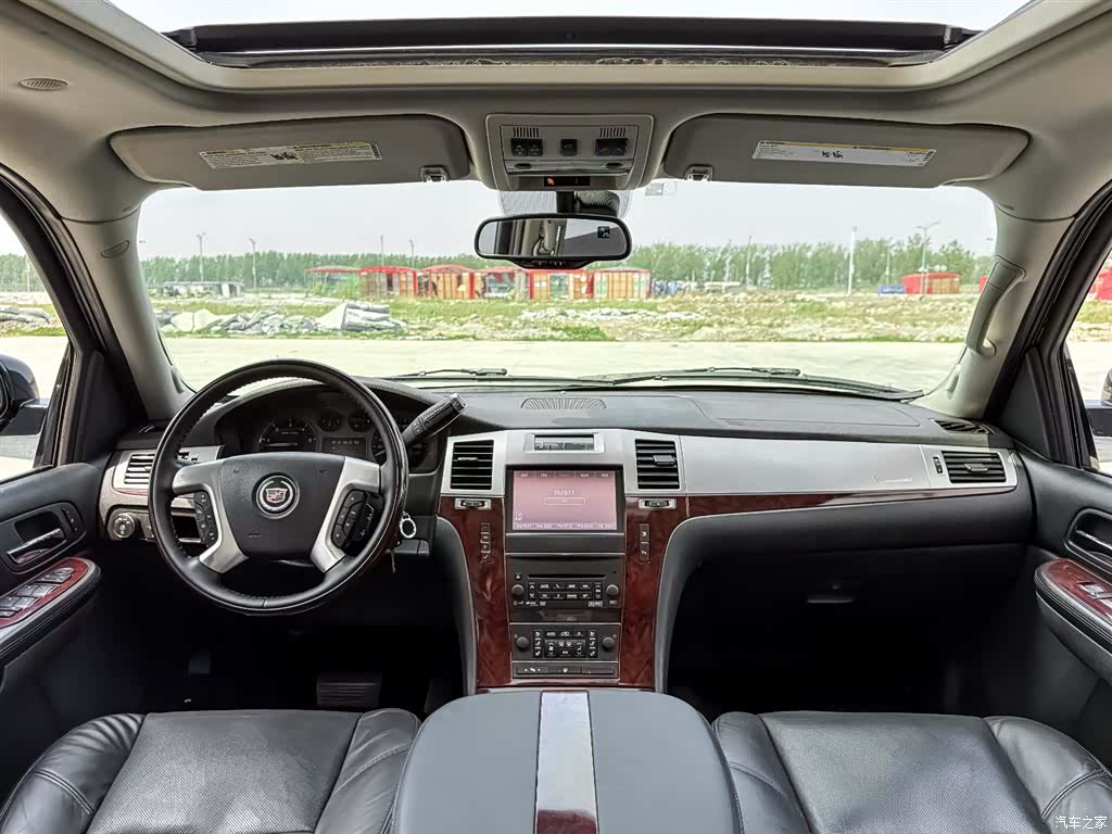 Cadillac Escalade, 2009 17