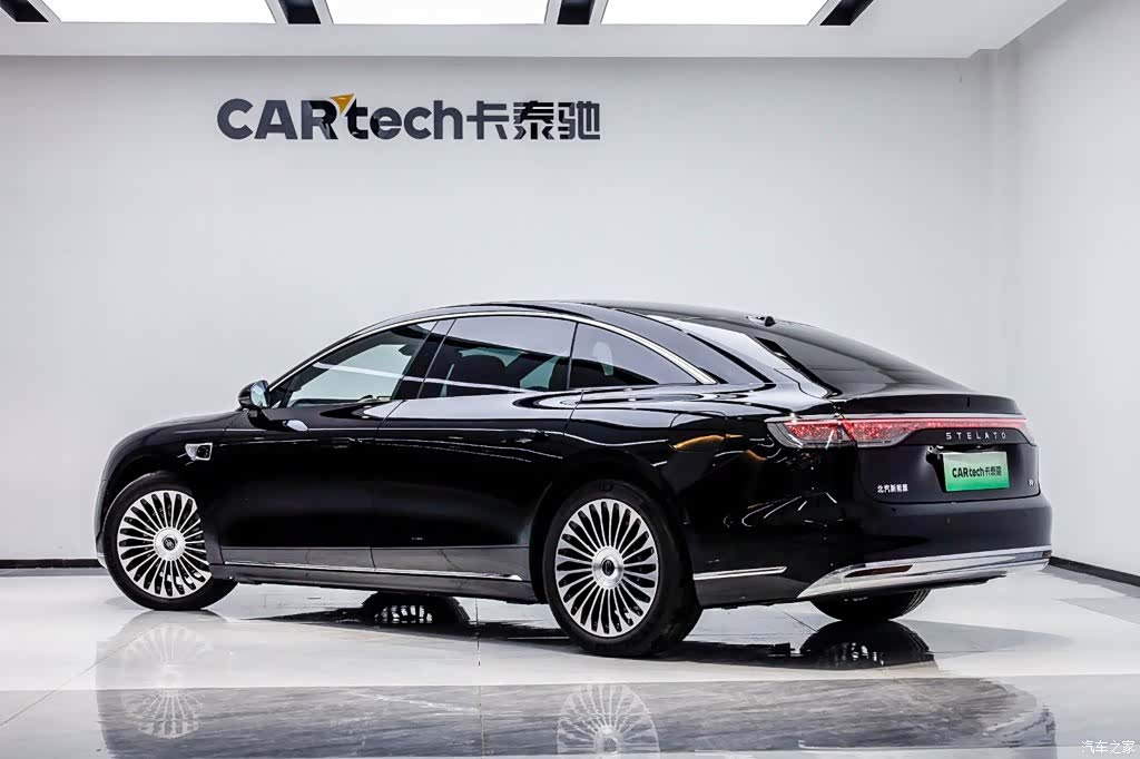 Stelato S9, 2025 4