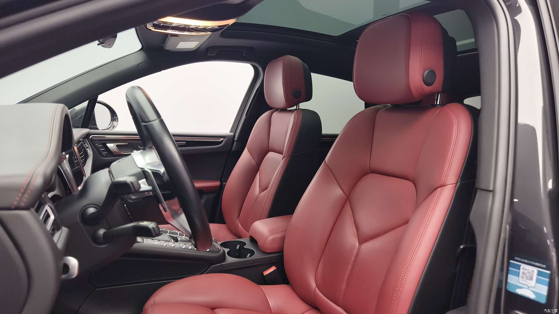 Porsche Macan, 2021 11