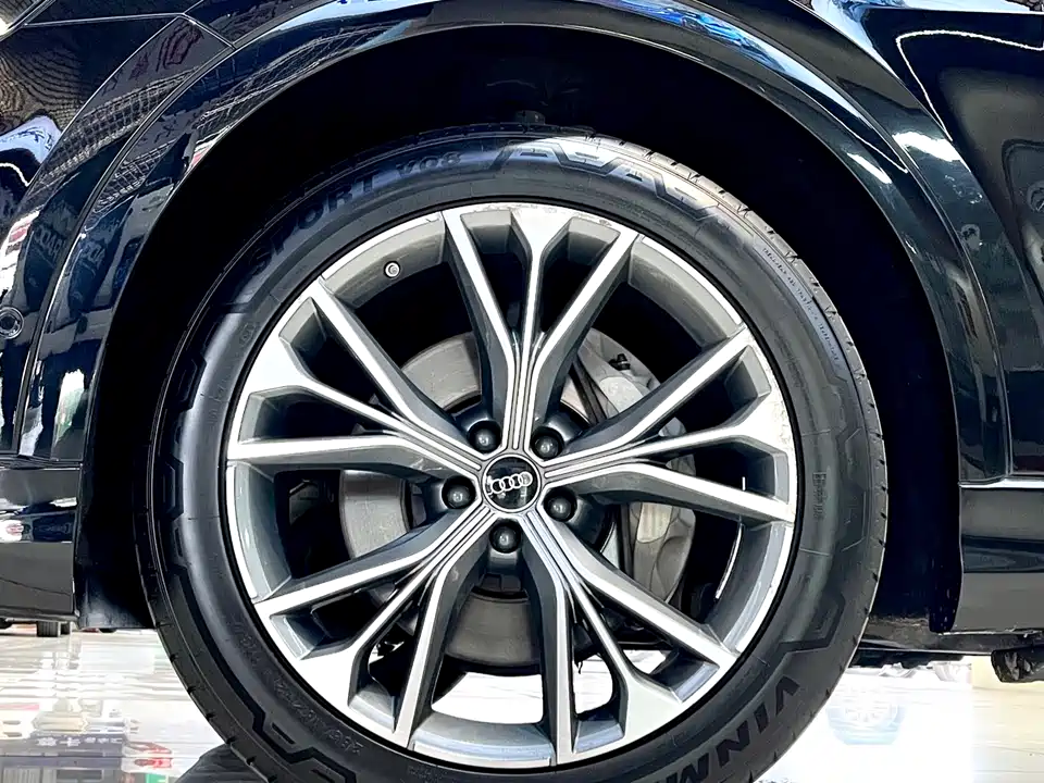 Audi Q8 Audi Q8