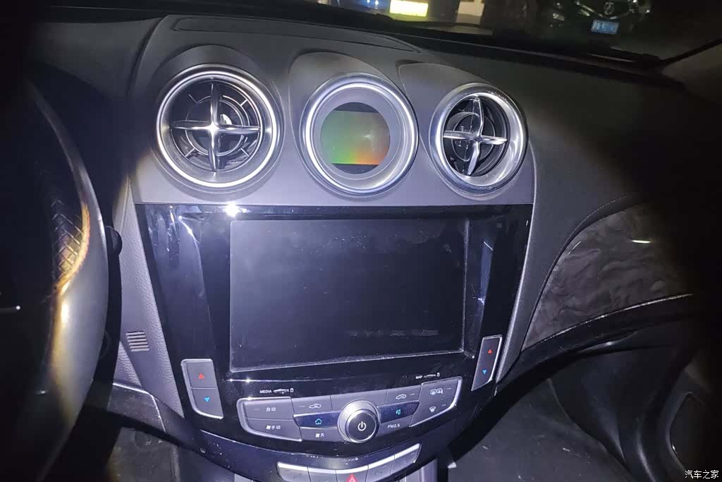 BYD Tang, 2016 13