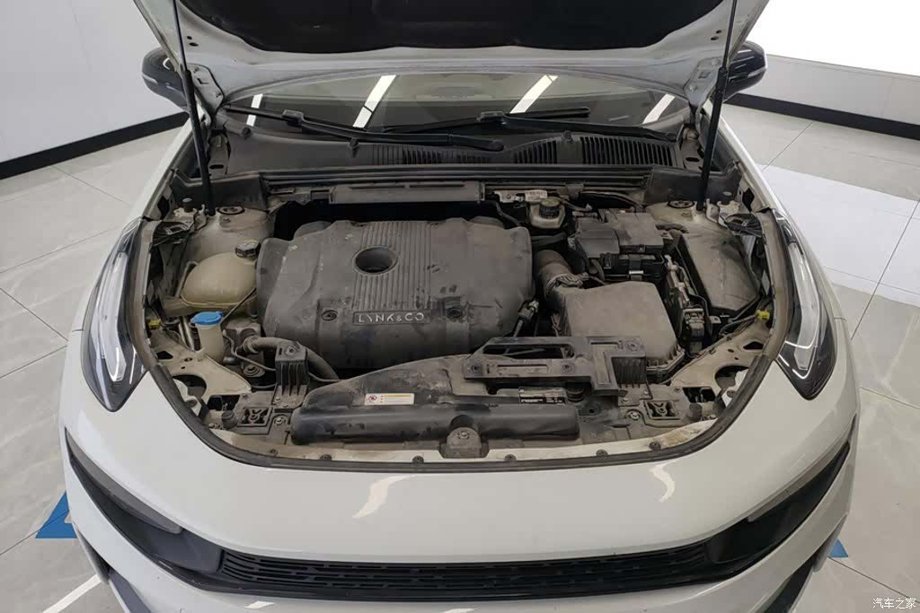 Lynk & Co 01, 2020 10