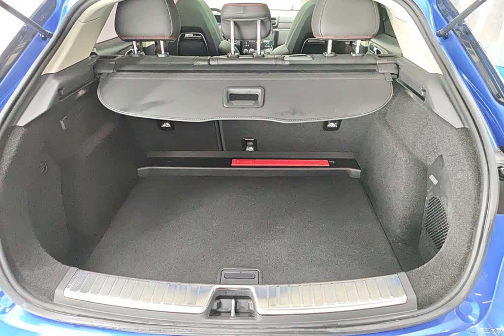 Lynk & Co 01, 2019 4