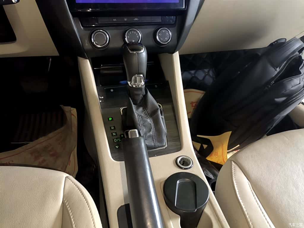 Skoda Octavia, 2015 14