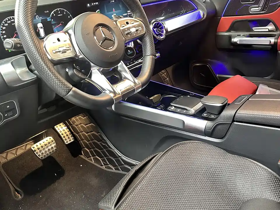 Mercedes-Benz GLB AMG