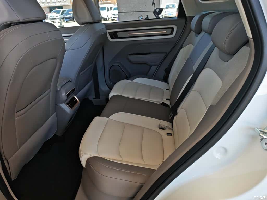 Geely Icon, 2025 17
